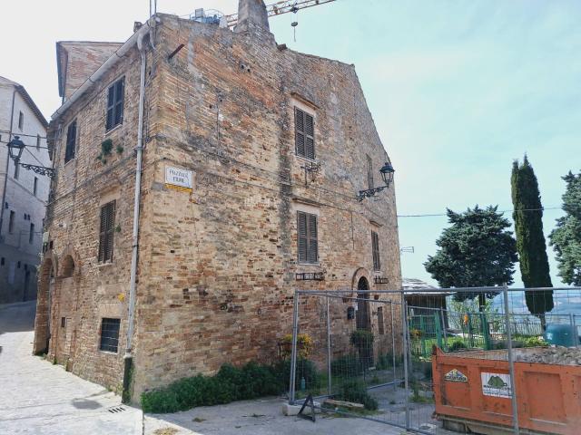 Villa Indipendente in vendita a Marche, Ascoli Piceno