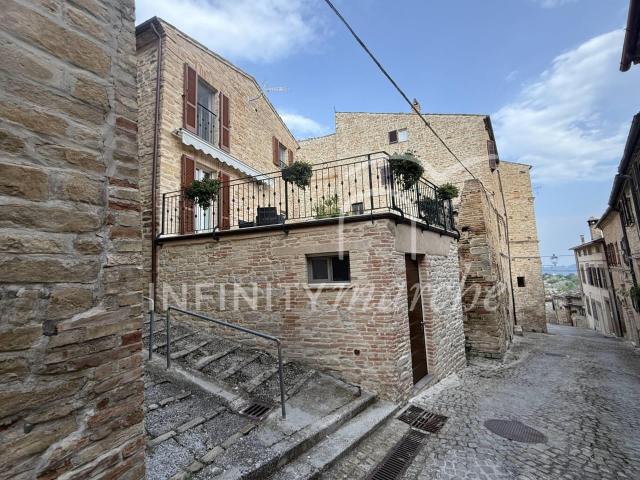 Casa in vendita a Marche, Fermo