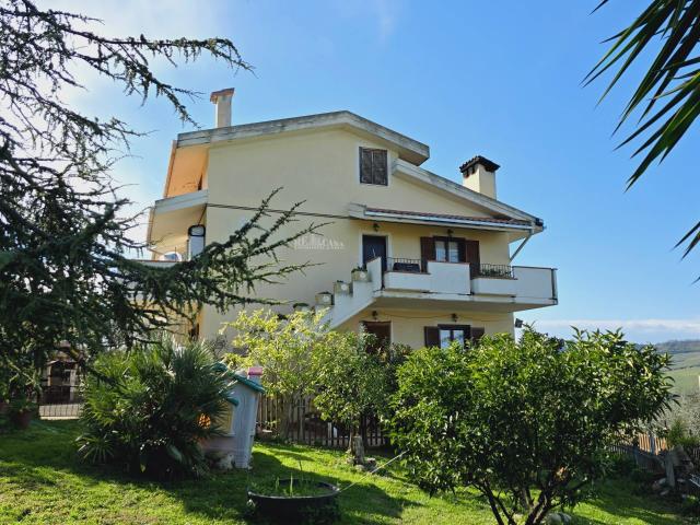 Villa Indipendente in vendita a Marche, Ascoli Piceno