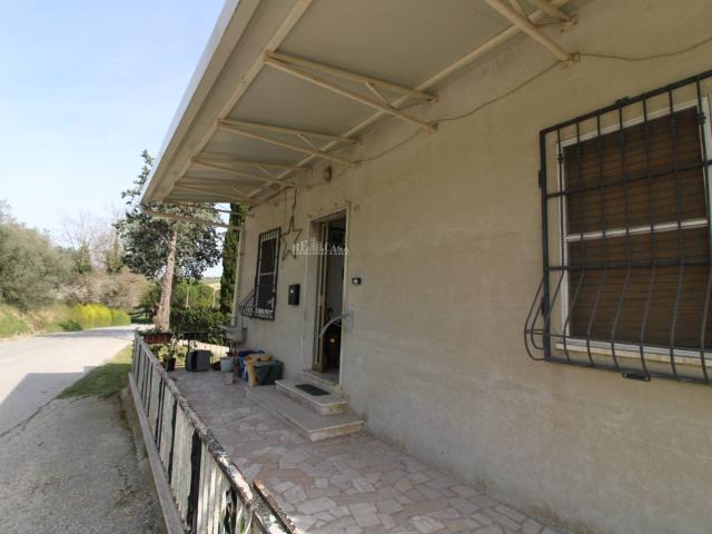 Villa Indipendente in vendita a Marche, Ascoli Piceno