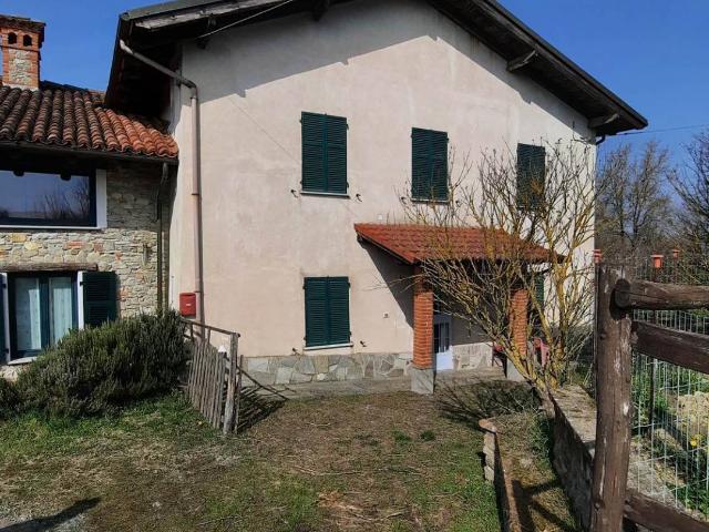 Villa Indipendente in vendita a Piemonte, Alessandria