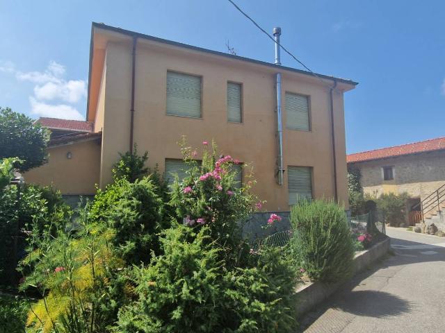 Villa Indipendente in vendita a Piemonte, Cuneo
