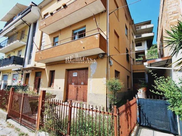 Villa Indipendente in vendita a Ponterotto, Marche