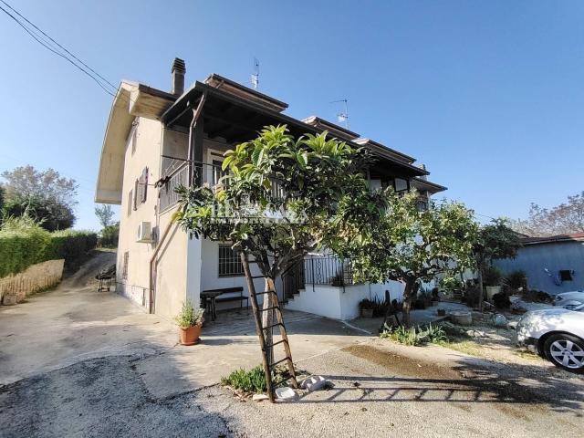 Villa Indipendente in vendita a Marche, Ascoli Piceno