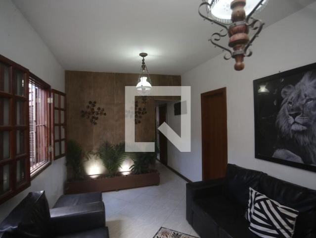 Casa aluguel em Região Geográfica Imediata de Belo Horizonte, Região Metropolitana de Belo Horizonte
