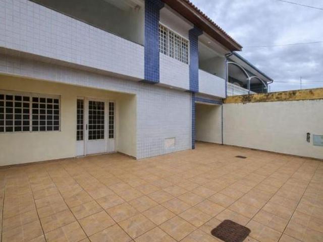 Casa venda em Região Geográfica Imediata do Distrito Federal, Região Integrada de Desenvolvimento do Distrito Federal e Entorno
