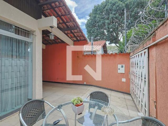 Casa aluguel em Região Geográfica Imediata de Belo Horizonte, Região Metropolitana de Belo Horizonte