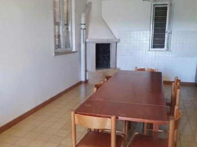 Villa Indipendente in vendita a Borgo Minonna, Marche