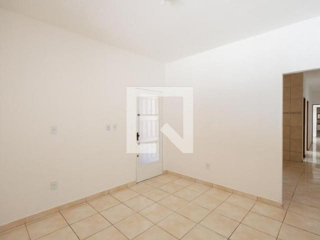 Casa aluguel em Região Imediata de Taubaté-Pindamonhangaba, Região Metropolitana do Vale do Paraíba e Litoral Norte