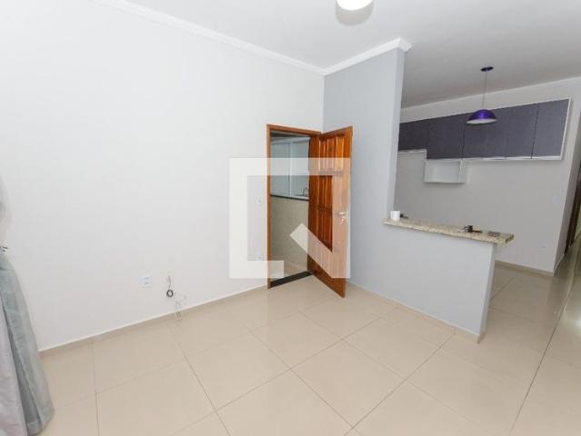 Casa aluguel em Região Imediata de Taubaté-Pindamonhangaba, Região Metropolitana do Vale do Paraíba e Litoral Norte