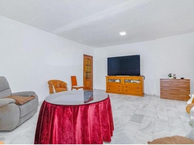 Casa en venta en Albolote
