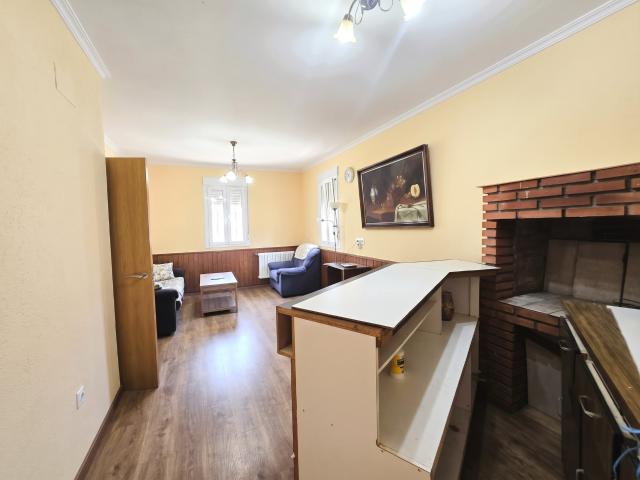 Casa en alquiler en Orbazai, Lugo