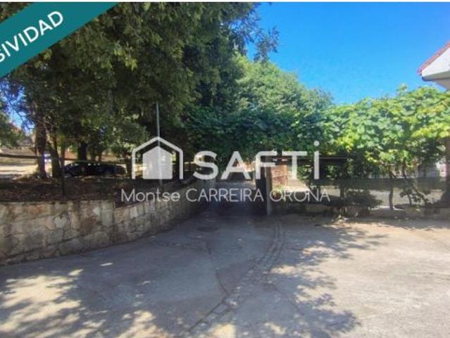 Casa en venta en O Eixo, Santiago