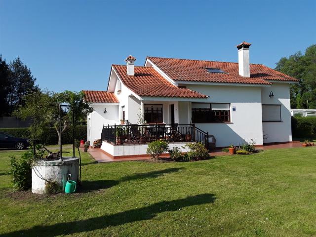 Casa en venta en Caamouco, Ares
