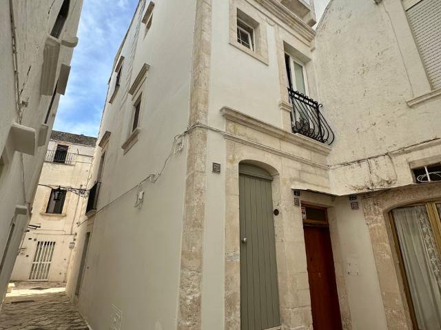Villa Indipendente in affitto a Puglia, Taranto