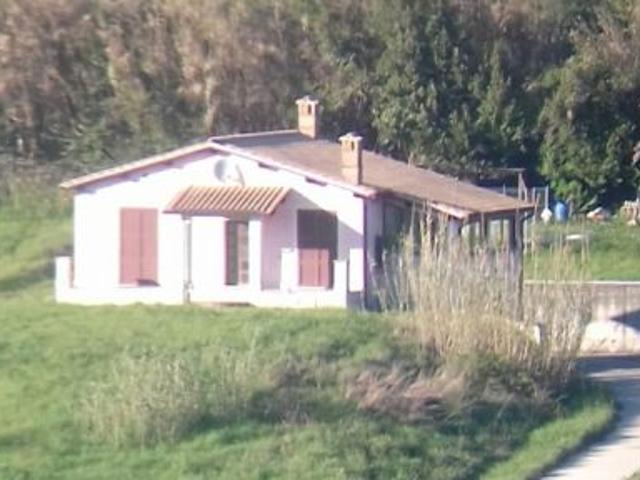 Villa Indipendente in affitto a Selci, Lazio