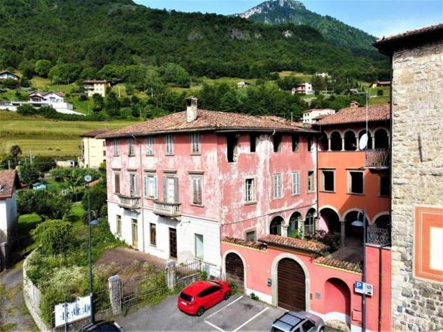 Palazzo in vendita a Sovere, Lombardia