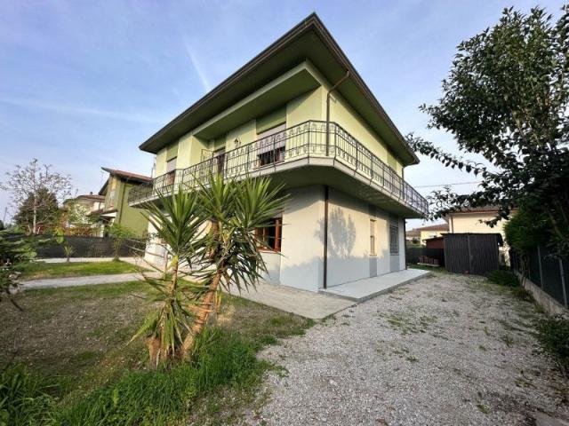 Villa Indipendente in affitto a Montegrotto Terme, Veneto