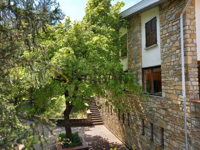 Villa Indipendente in affitto a Montese, Reggio Emilia