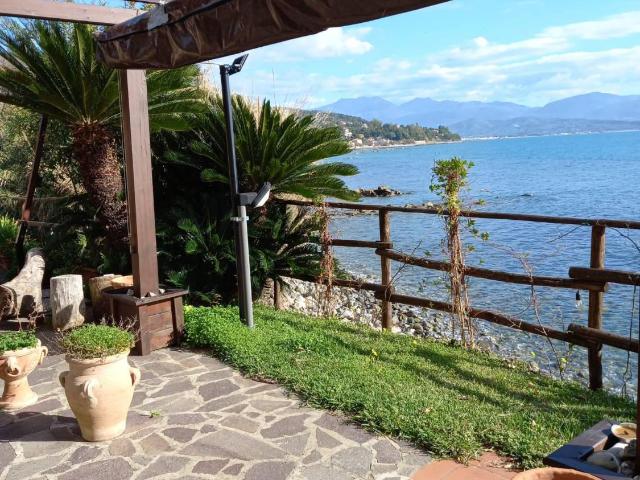 Villa Indipendente in affitto a Pollica, Campania