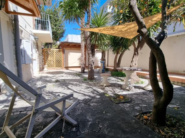 Villa Indipendente in affitto a Roseto Degli Abruzzi, Abruzzo