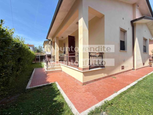 Villa Indipendente in affitto a Nave, Bagni Di Lucca Ponte