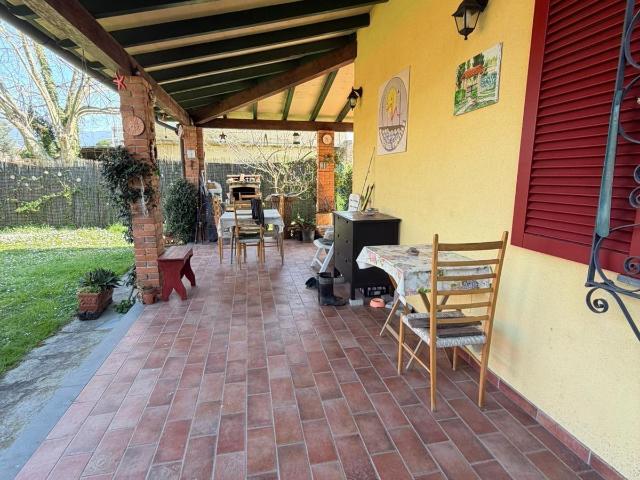 Villa Indipendente in affitto a Tonfano, Toscana