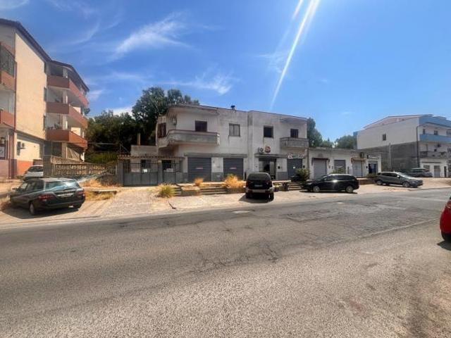 Appartamento in vendita a Carbonia, Sulcis Iglesiente