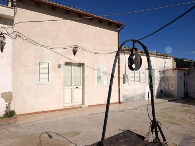 Appartamento in vendita a Comiso, Sicilia