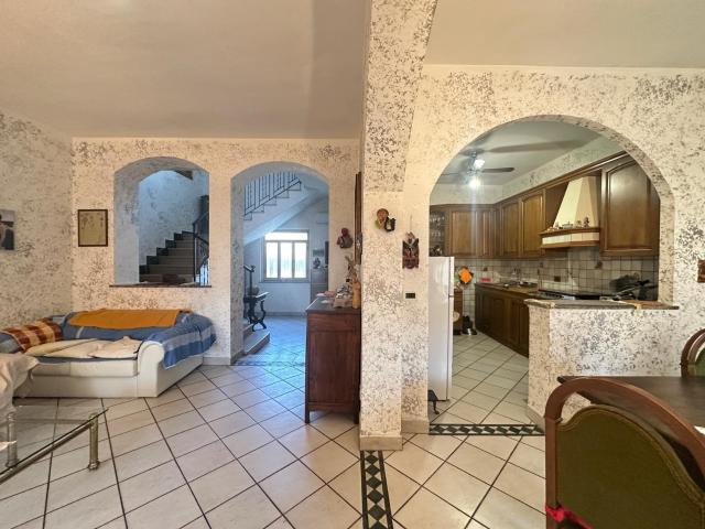 Villa Indipendente in vendita a Cappuccini, Piemonte