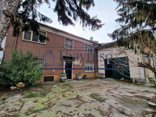 Villa Indipendente in vendita a Cascina Serafina, Voghera