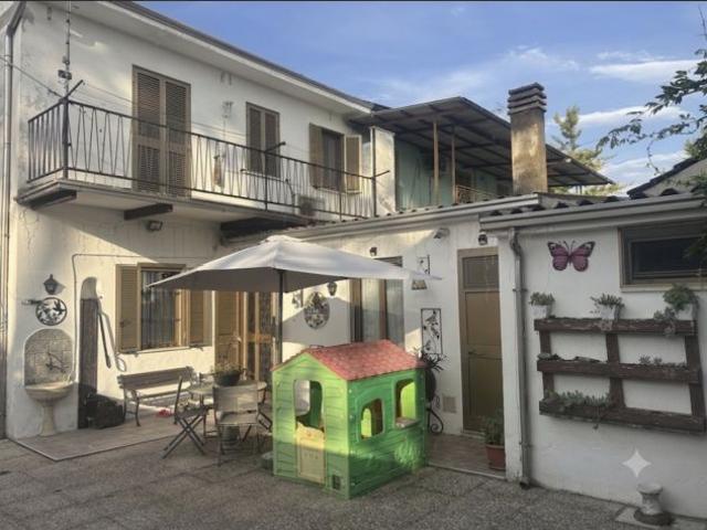 Appartamento in vendita a Sartirana Lomellina, Lombardia