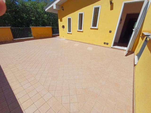 Villa Indipendente in vendita a Arce, Lazio