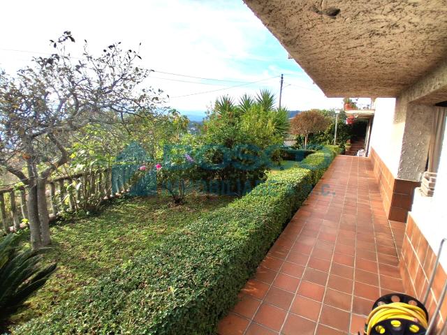Villa Indipendente in vendita a Baccano, Arcola