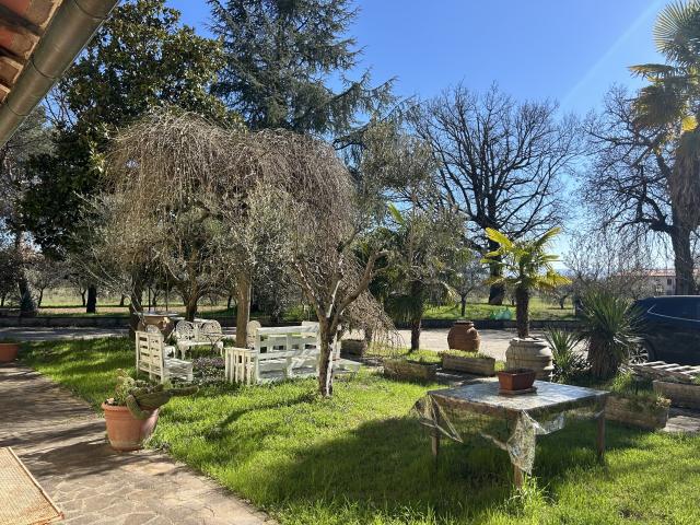 Villa Indipendente in vendita a San Leo, Palazzo Del Pero