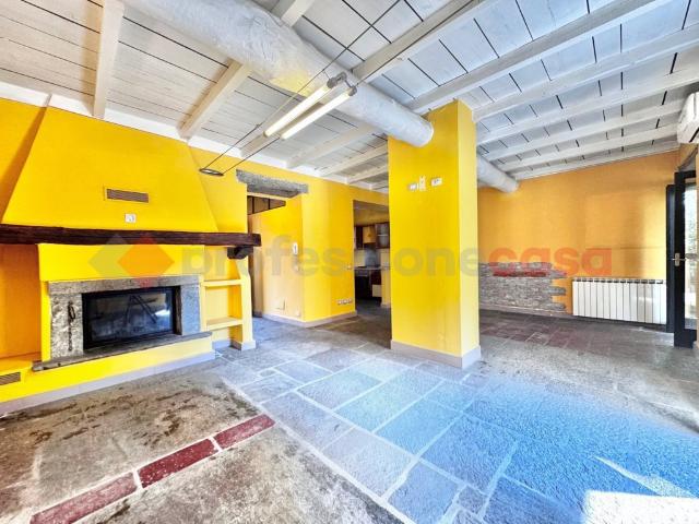 Villa Indipendente in vendita a Piemonte, Novara