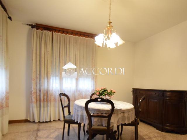 Villa Indipendente in vendita a Fonte, Asolo