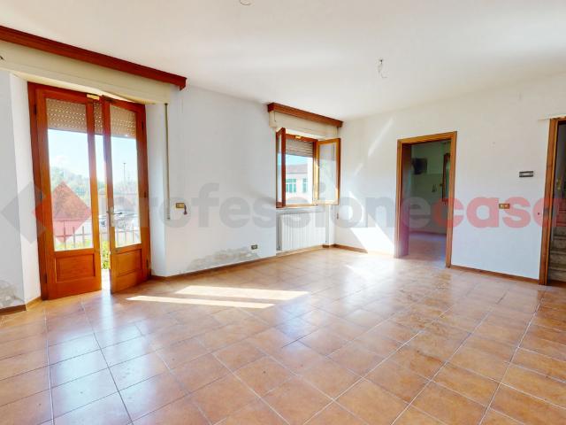 Villa Indipendente in vendita a Unione dei comuni Media Valle del Serchio, Barga