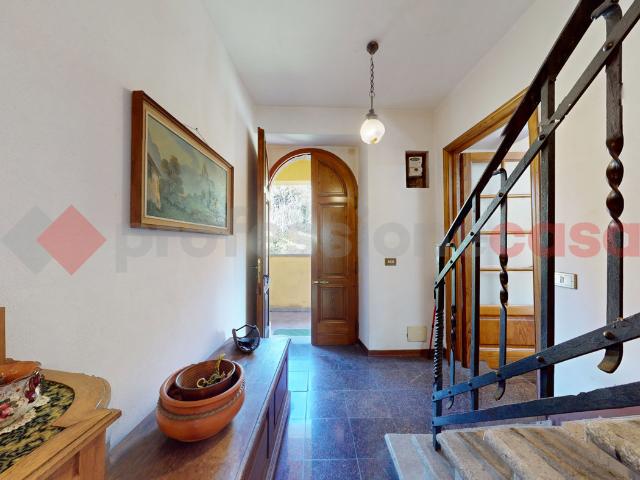 Villa Indipendente in vendita a Unione dei comuni Media Valle del Serchio, Barga