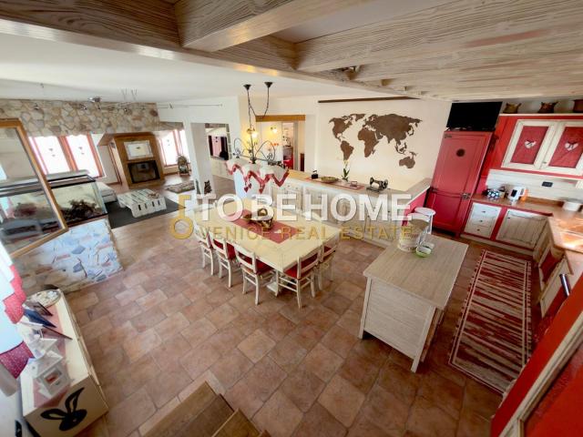 Villa Indipendente in vendita a Pilastroni, Bassano Del Grappa