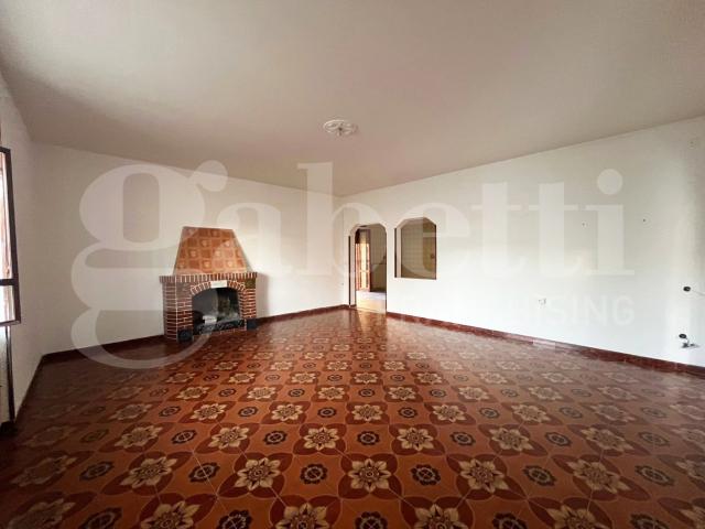 Villa Indipendente in vendita a Bellona, Campania