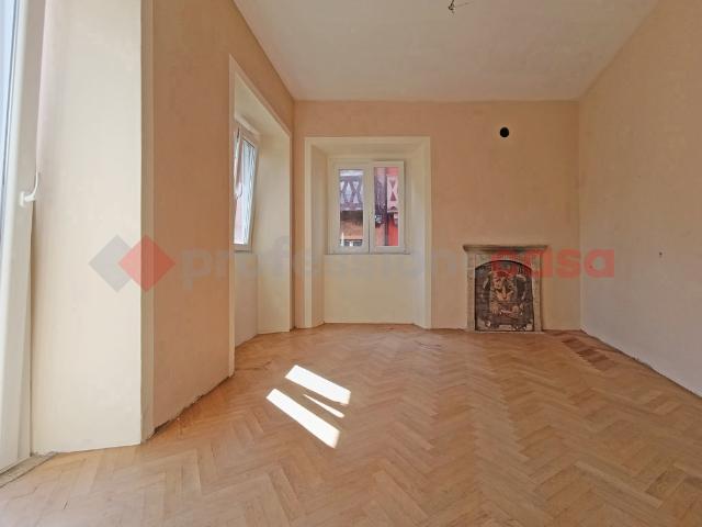 Villa Indipendente in vendita a Brovello-Carpugnino, Piemonte