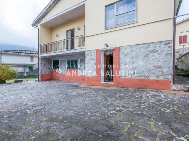 Villa Indipendente in vendita a Buti, Pisa