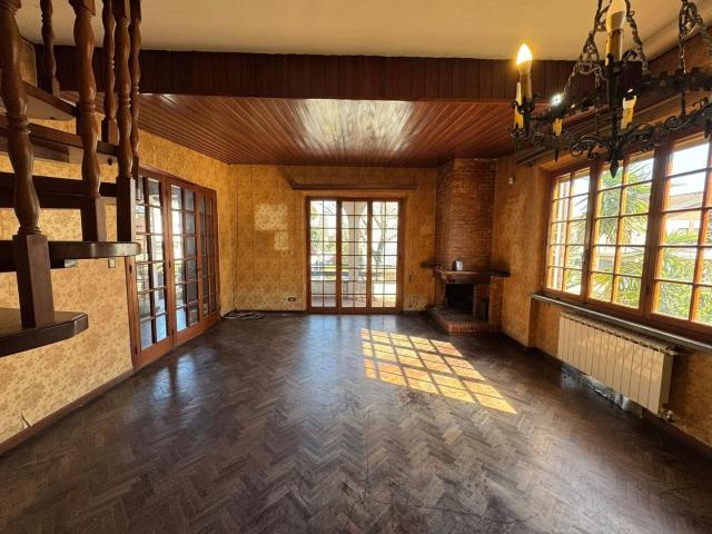 Villa Indipendente in vendita a Oltrarno, Calcinaia
