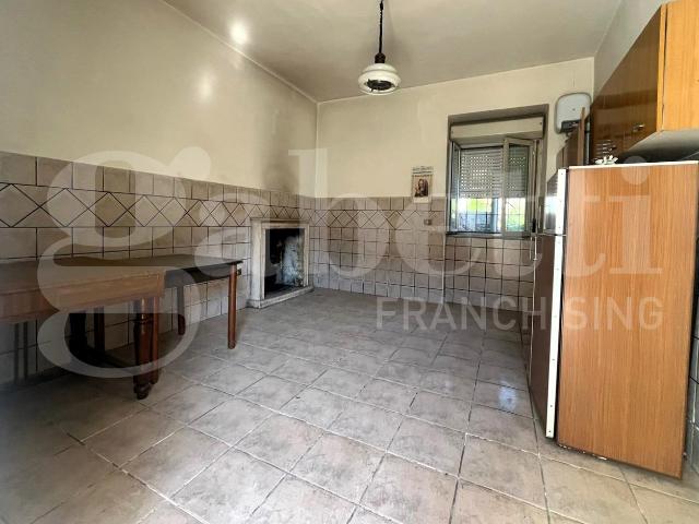 Villa Indipendente in vendita a Calvi Risorta, Campania