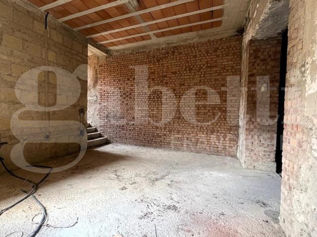Villa Indipendente in vendita a Calvi Risorta, Campania