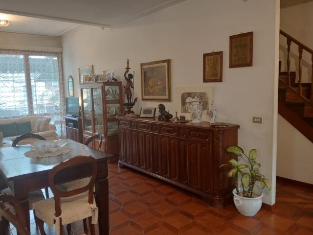 Villa Indipendente in vendita a Camaiore, Toscana