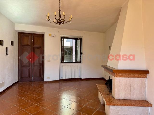 Villa Indipendente in vendita a Unione Comuni Garfagnana, Camporgiano