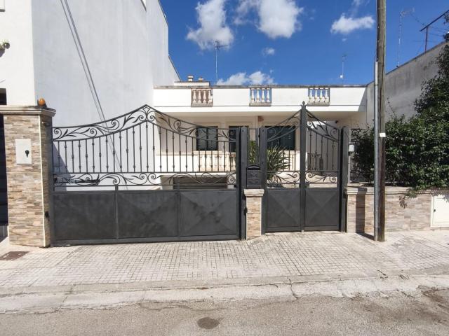 Villa Indipendente in vendita a Magliano, Carmiano