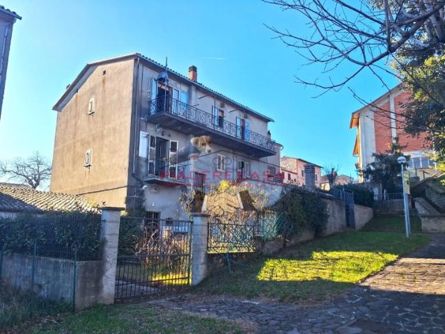 Villa Indipendente in vendita a Castel Viscardo, Terni